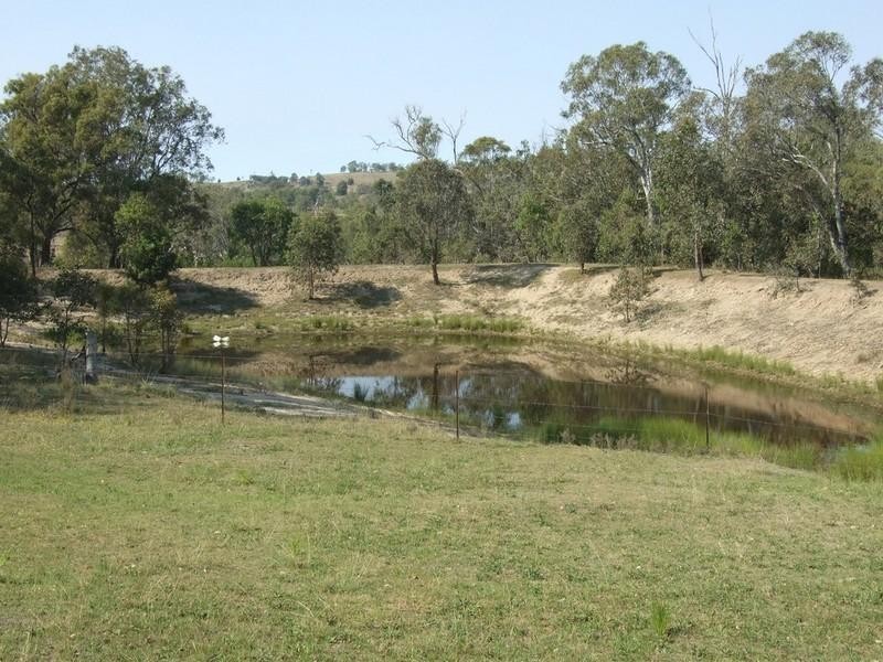 6891 New England Highway, Crows Nest QLD 4355