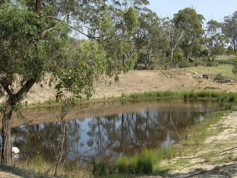 6891 New England Highway, Crows Nest QLD 4355