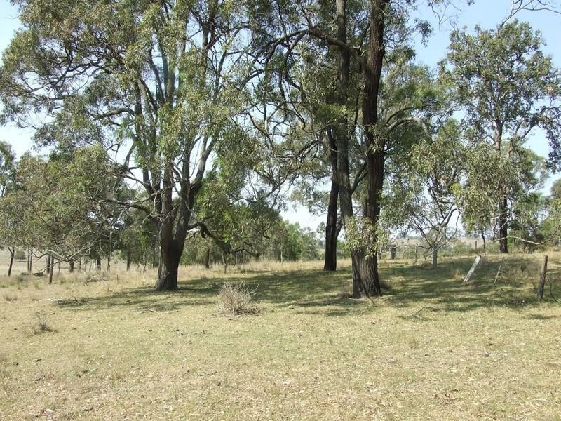 6891 New England Highway, Crows Nest QLD 4355