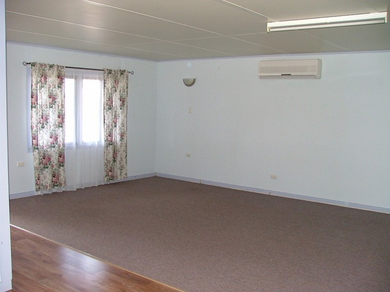 153 Mocatta Street, Goombungee QLD 4354