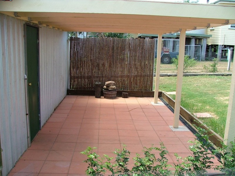 153 Mocatta Street, Goombungee QLD 4354