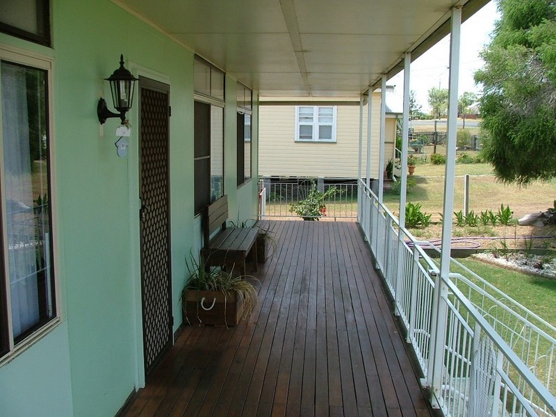 153 Mocatta Street, Goombungee QLD 4354