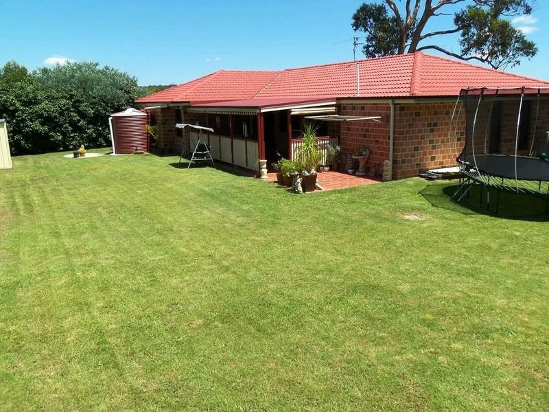 3 Matthew Court, Crows Nest QLD 4355