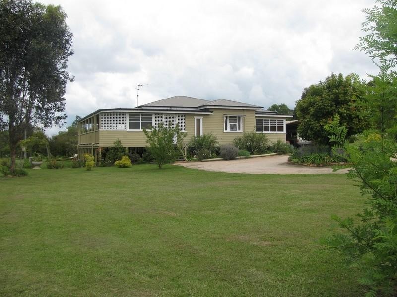 9 Woodlea Court, Crows Nest QLD 4355