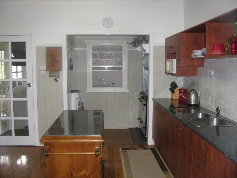 9 Woodlea Court, Crows Nest QLD 4355