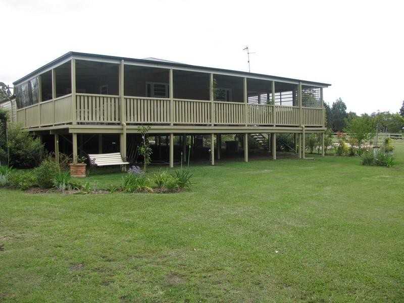 9 Woodlea Court, Crows Nest QLD 4355