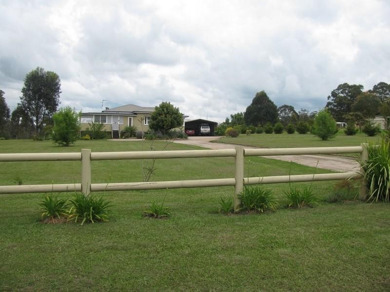 9 Woodlea Court, Crows Nest QLD 4355