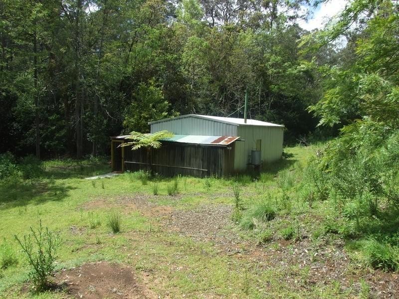 60 McErlean Road, Ravensbourne QLD 4352