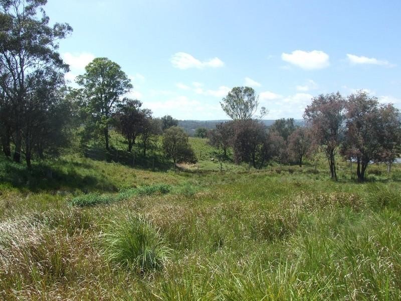 000 Anger Road, Crows Nest QLD 4355