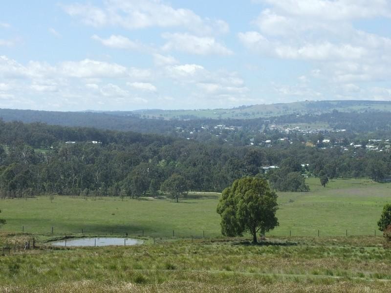 000 Anger Road, Crows Nest QLD 4355