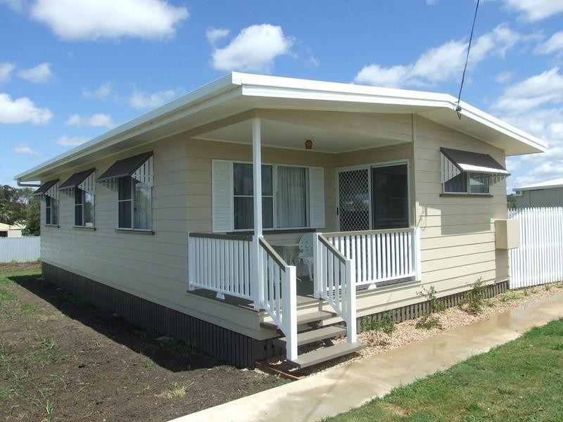 11 John Street, Goombungee QLD 4354