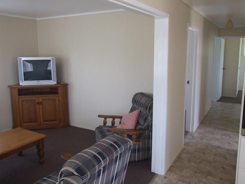 11 John Street, Goombungee QLD 4354