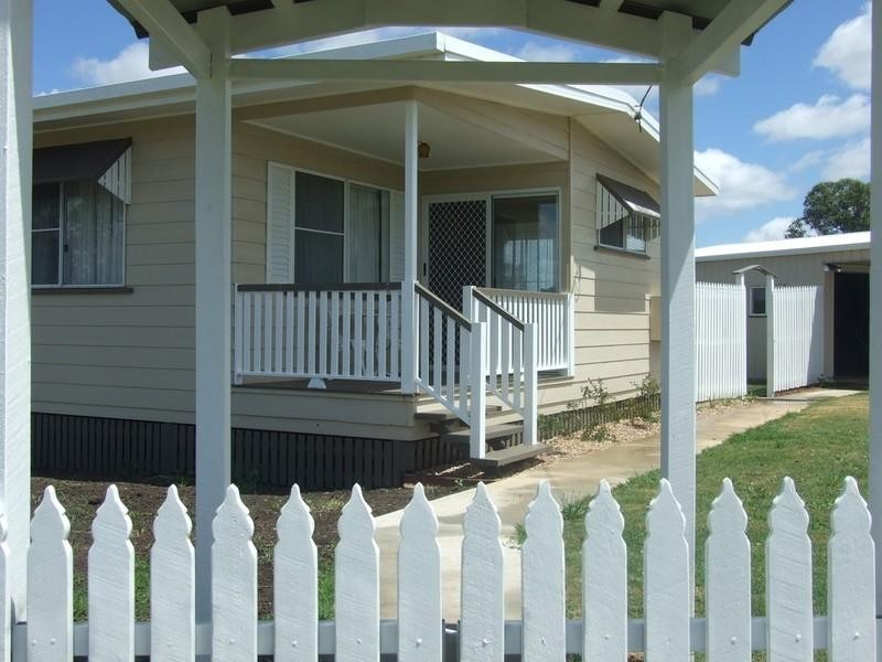 11 John Street, Goombungee QLD 4354