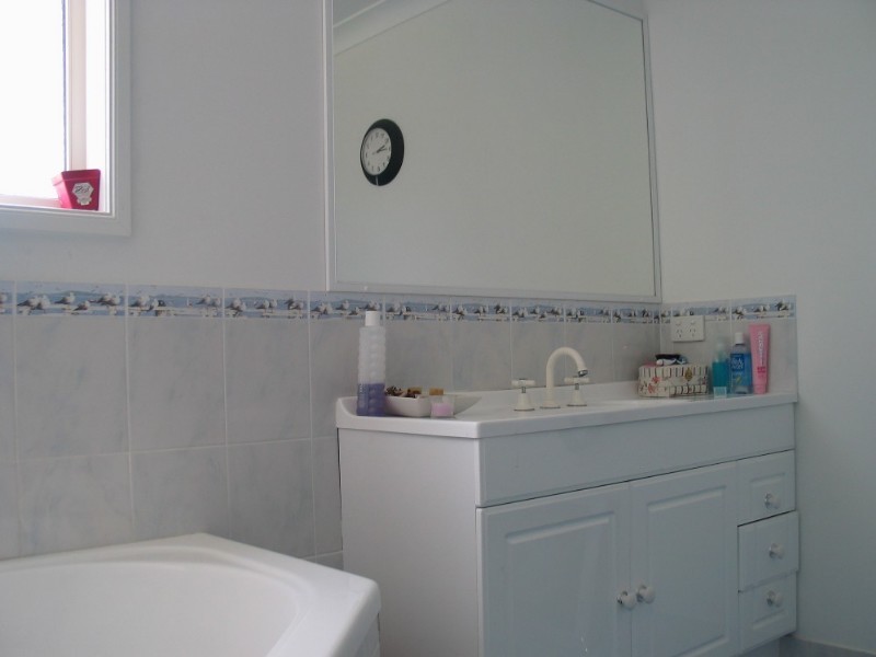 8 Devoncourt Road, Crows Nest QLD 4355