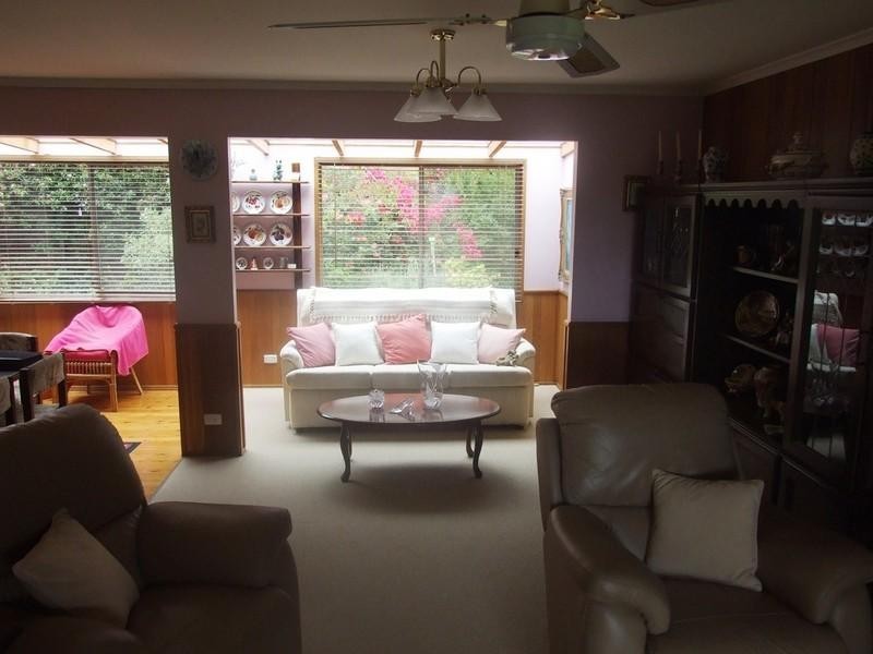 28 Railway Terrace, Crows Nest QLD 4355