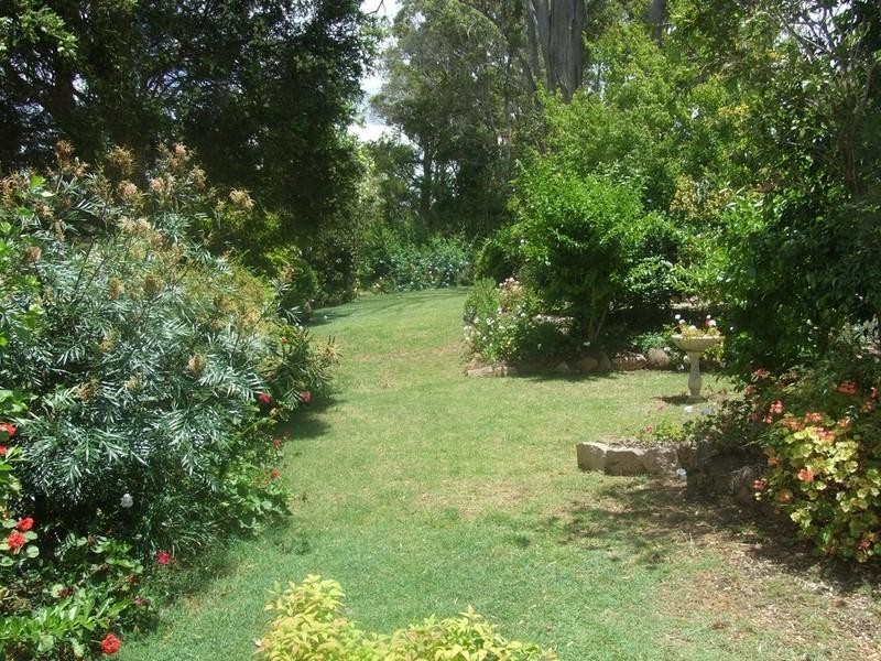 28 Railway Terrace, Crows Nest QLD 4355