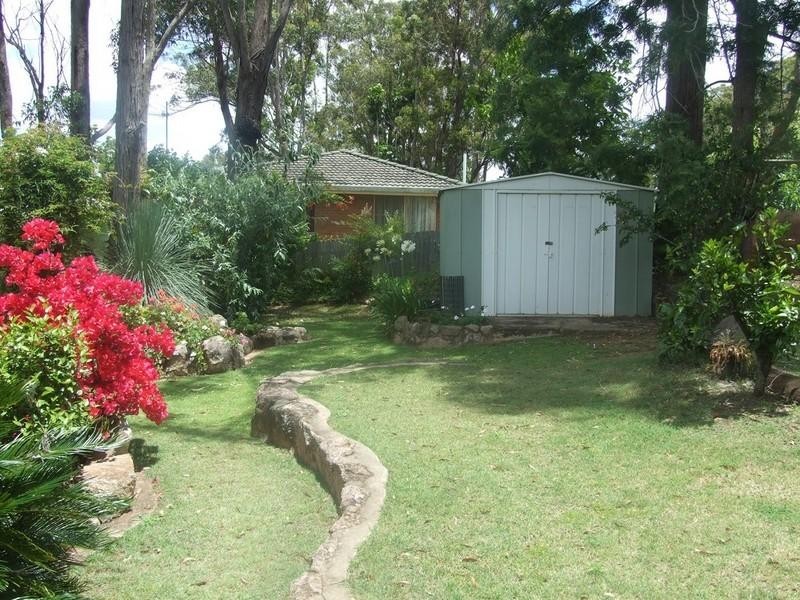 28 Railway Terrace, Crows Nest QLD 4355