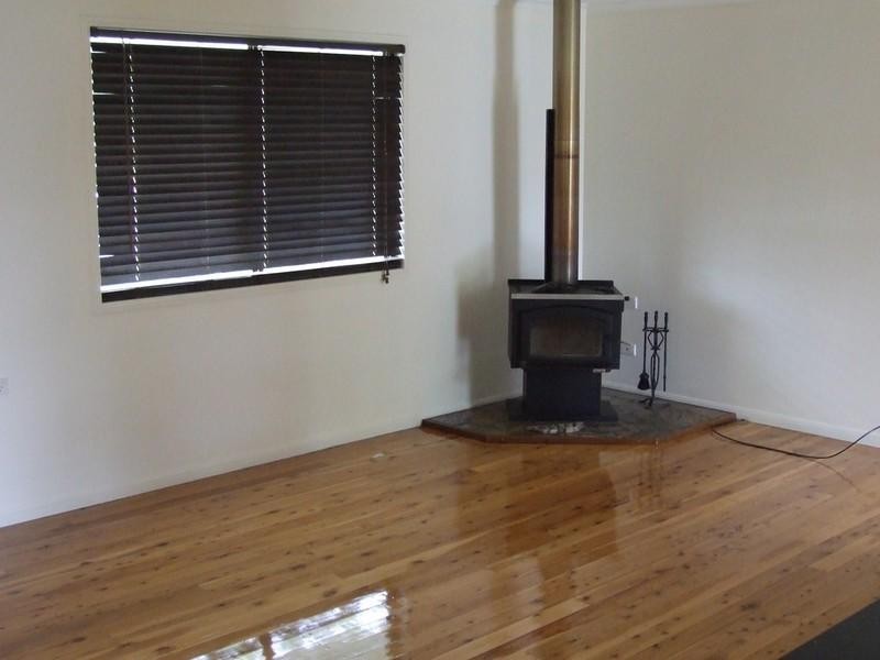 1 Oxford Street, Crows Nest QLD 4355