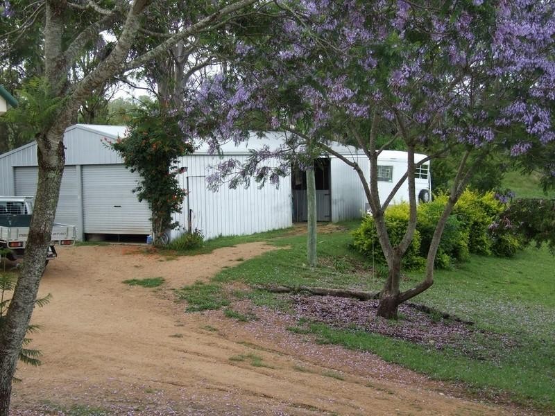 4355 Esk – Hampton Road, Hampton QLD 4352