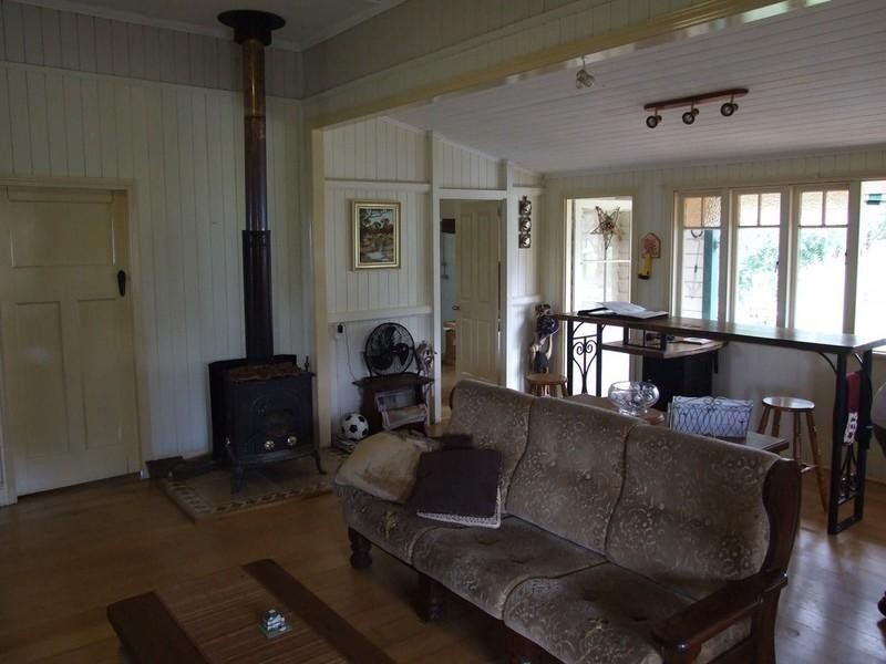 4355 Esk – Hampton Road, Hampton QLD 4352