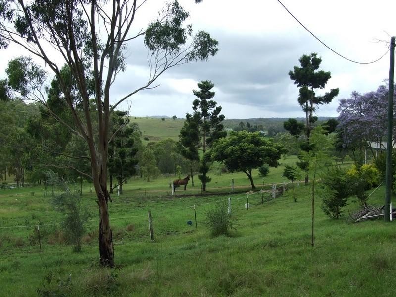 4355 Esk – Hampton Road, Hampton QLD 4352