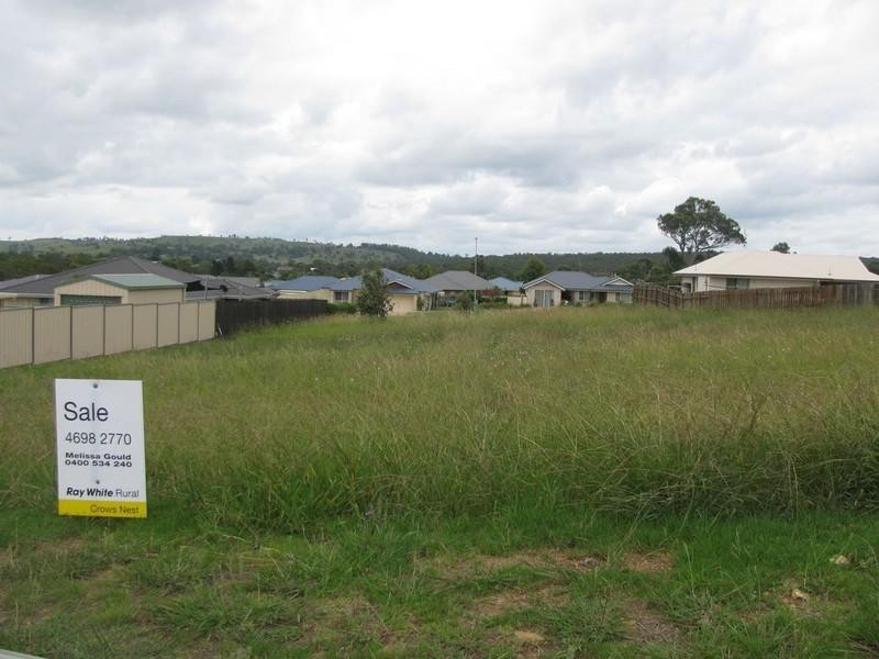 14 Naomi Drive, Crows Nest QLD 4355