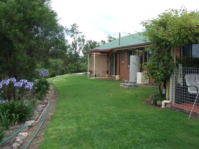 53 Fitch Road, Crows Nest QLD 4355