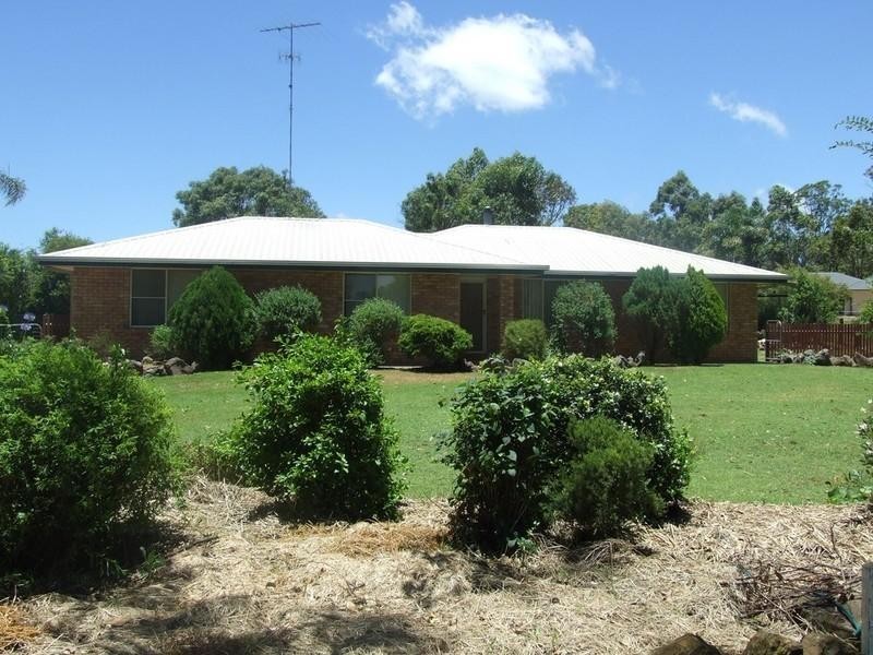57 Albert Street, Crows Nest QLD 4355