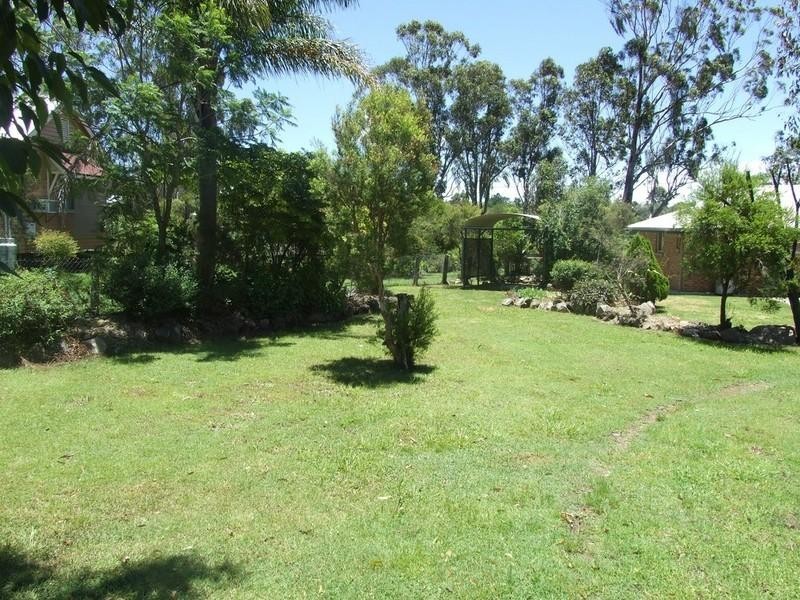 57 Albert Street, Crows Nest QLD 4355