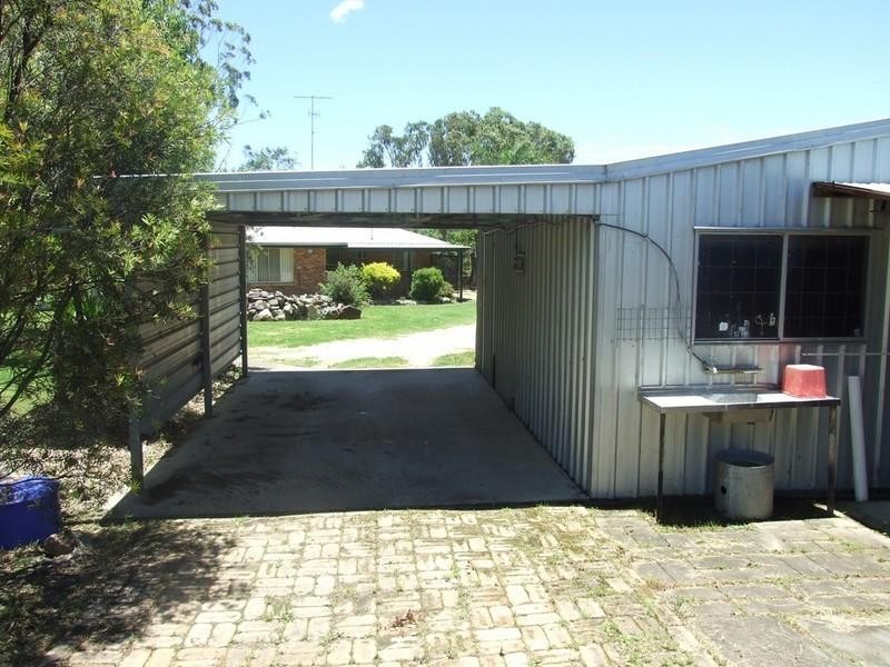 57 Albert Street, Crows Nest QLD 4355