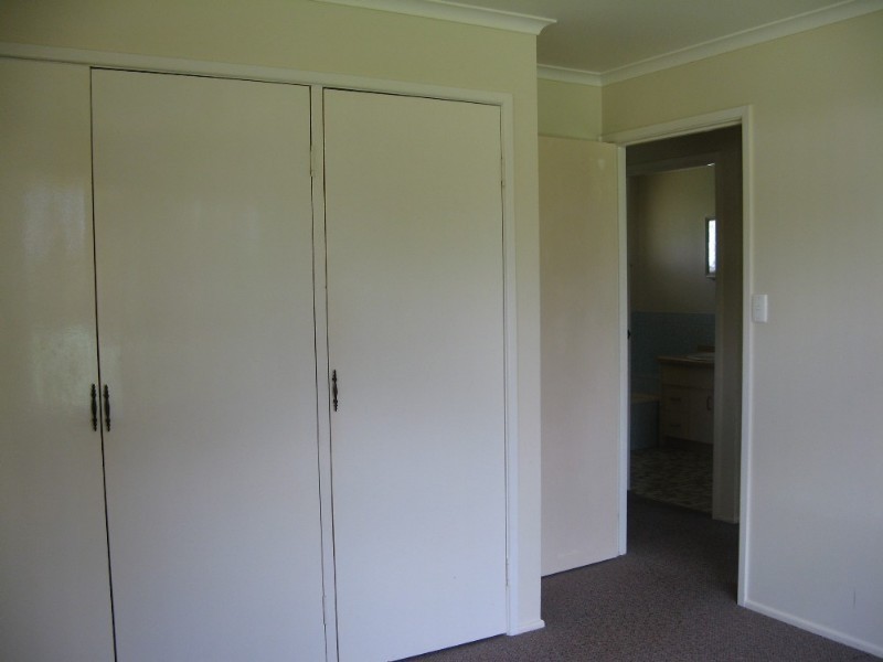 11 Grace Street, Crows Nest QLD 4355