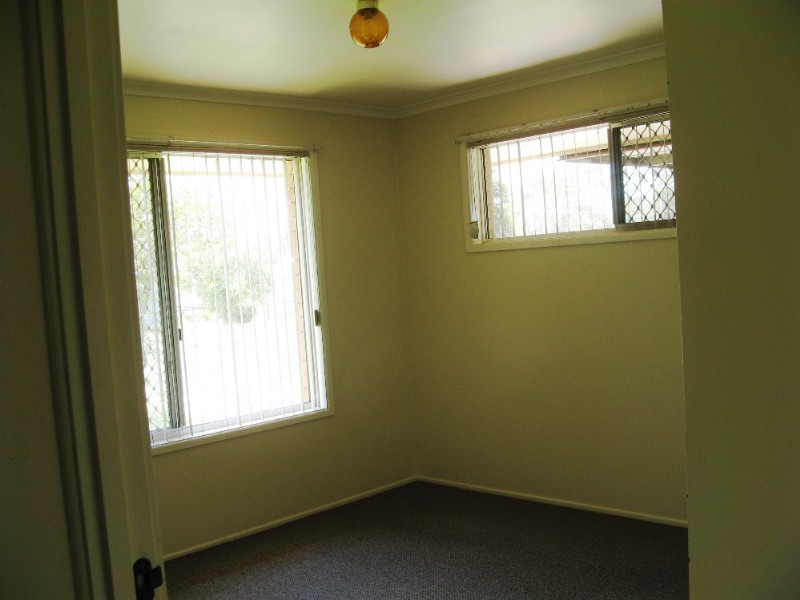 11 Grace Street, Crows Nest QLD 4355