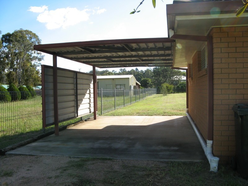 11 Grace Street, Crows Nest QLD 4355