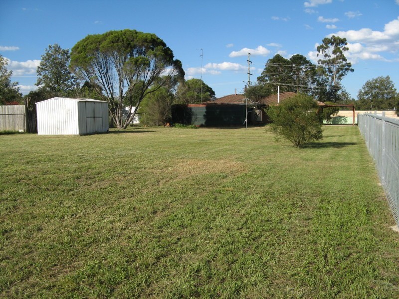11 Grace Street, Crows Nest QLD 4355