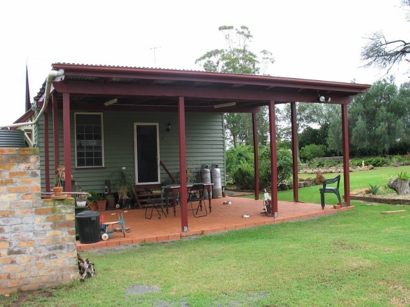 327 Haden Peranga Road, Haden QLD 4353