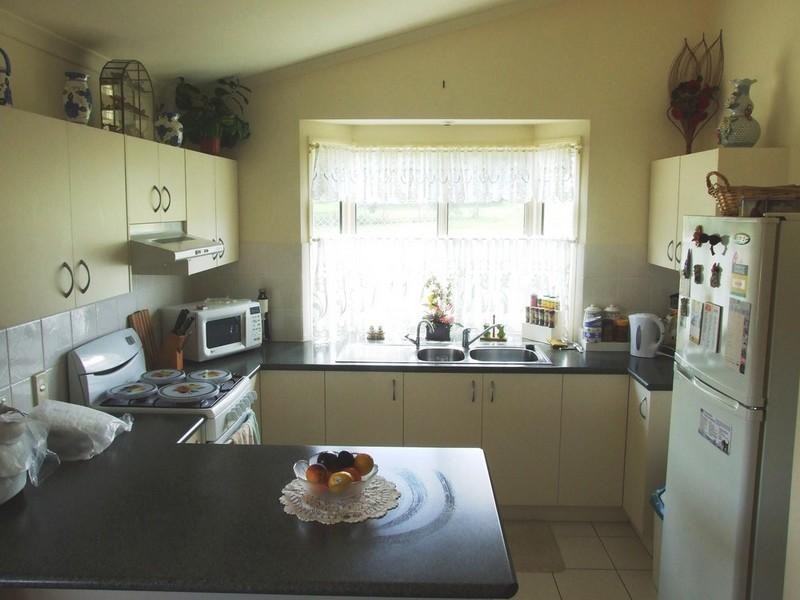 1530 Haden Crows Nest Road, Haden QLD 4353