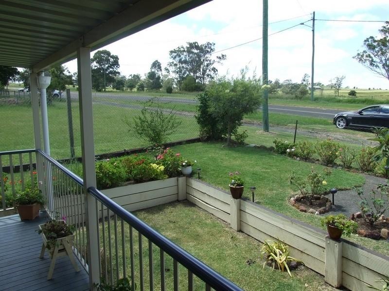 1530 Haden Crows Nest Road, Haden QLD 4353