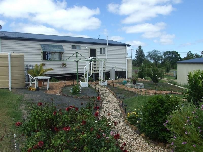 1530 Haden Crows Nest Road, Haden QLD 4353