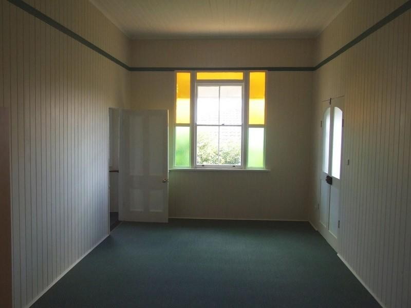 26 Mocatta Street, Goombungee QLD 4354