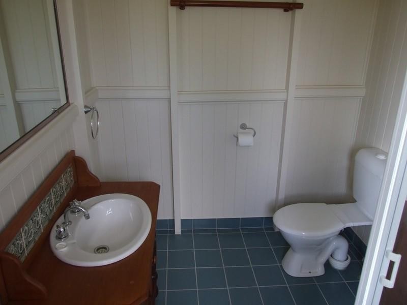 26 Mocatta Street, Goombungee QLD 4354