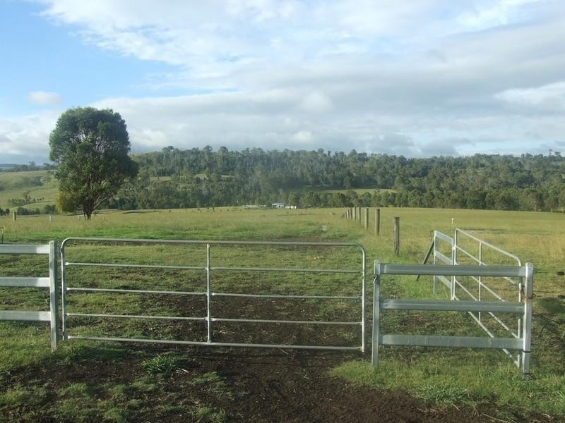 228 Valewood Road, Toowoomba QLD 4350