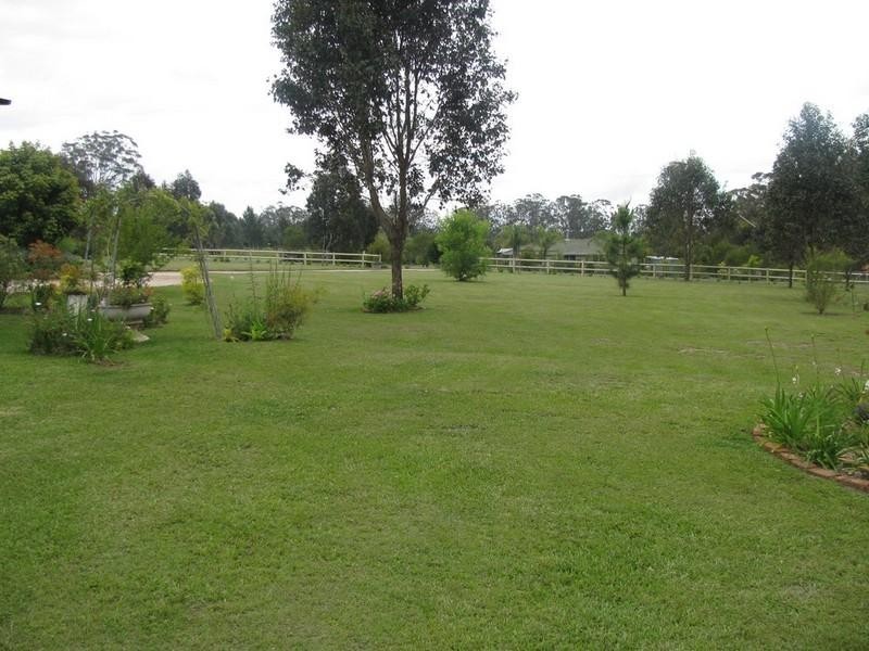 9 Woodlea Court, Crows Nest QLD 4355