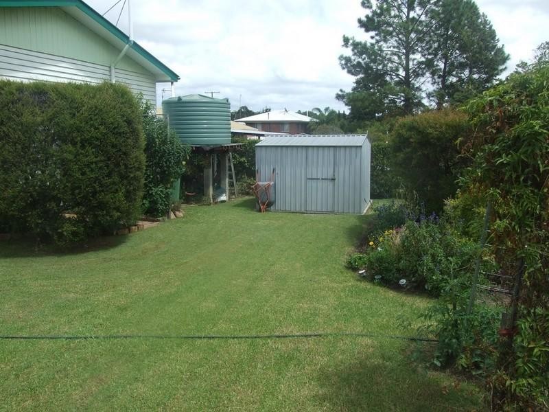 40 Charles Street, Crows Nest QLD 4355