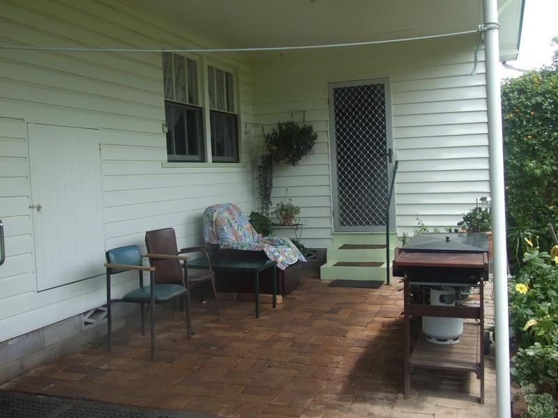 40 Charles Street, Crows Nest QLD 4355