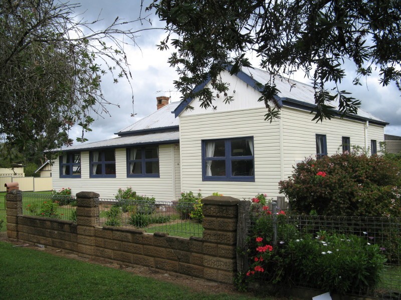 7 Nolan Street, Crows Nest QLD 4355