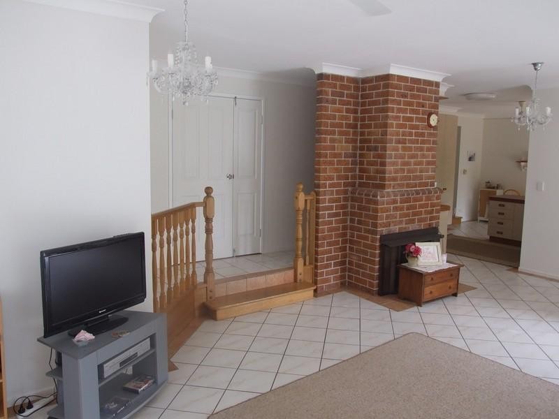 1 Perseverance Dam Road, Crows Nest QLD 4355