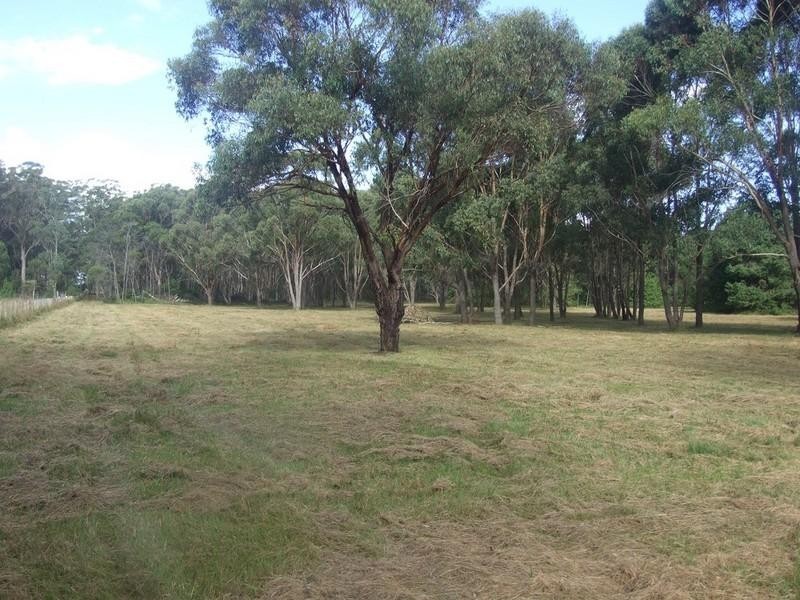 8487 New England Highway, Hampton QLD 4352