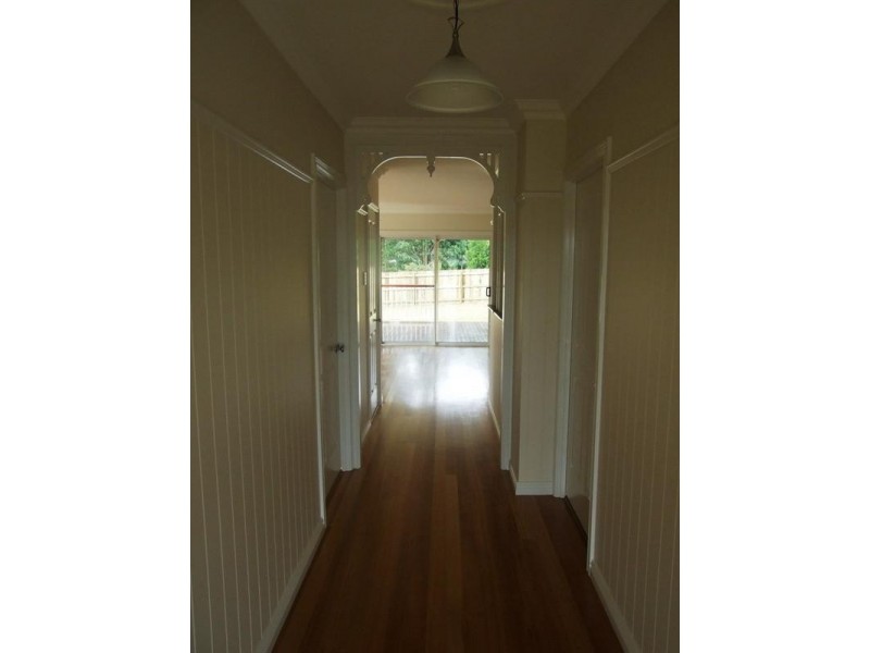 26 Samuel Avenue, Crows Nest QLD 4355