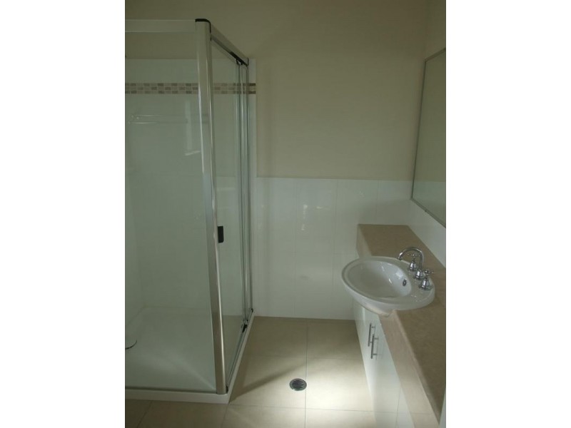 26 Samuel Avenue, Crows Nest QLD 4355