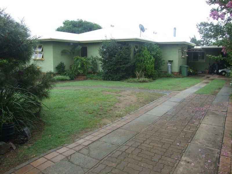 14 Sharp Street, Crows Nest QLD 4355